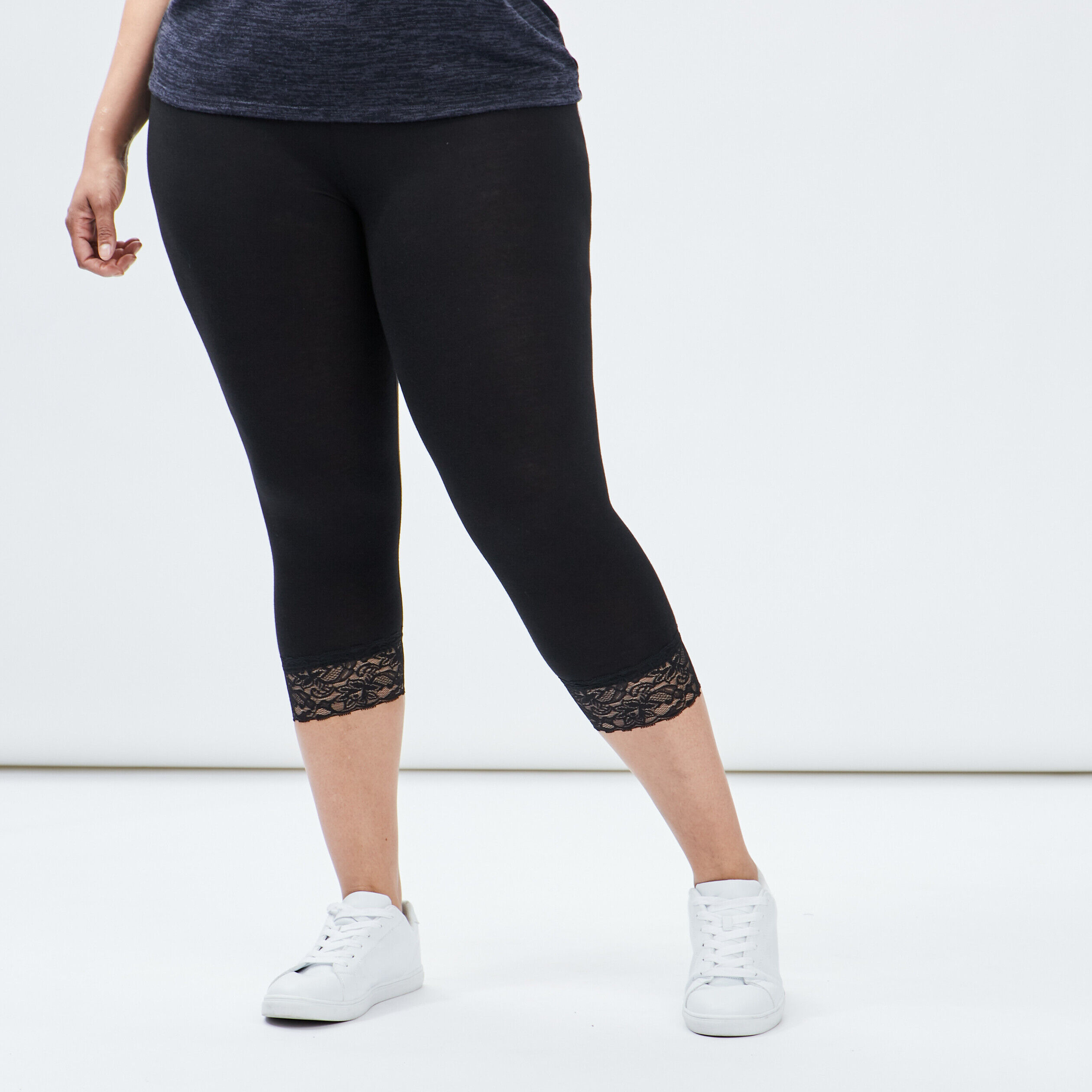 Legging 7/8ème empiècements dentelles noir femme grande taille MODAVISTA