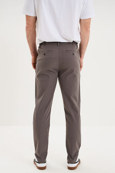 Pantalon chino droit extensible gris fonc&eacute; homme