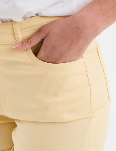 Short en jean slim coton stretch creme femme
