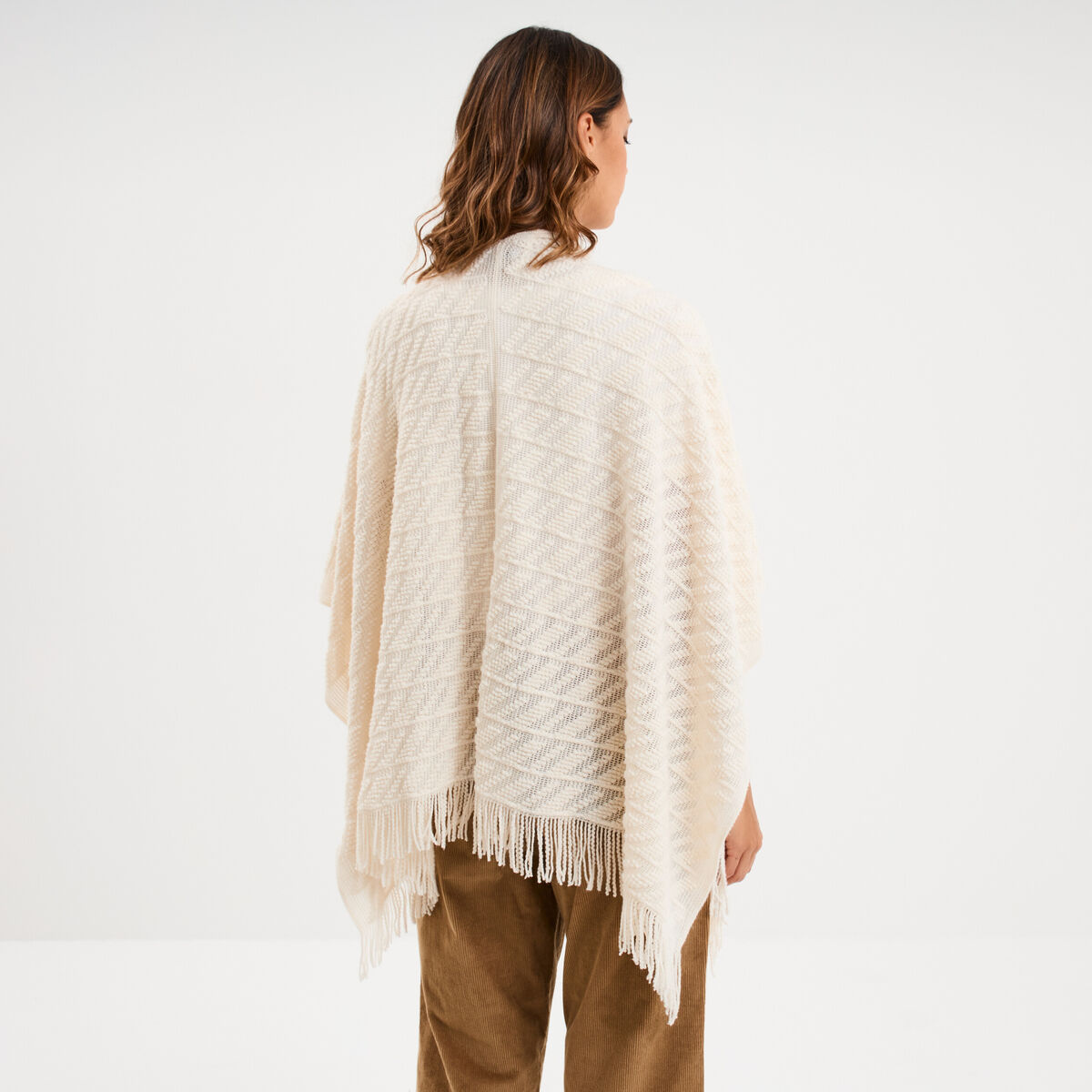 Poncho &agrave; franges ample ivoire femme
