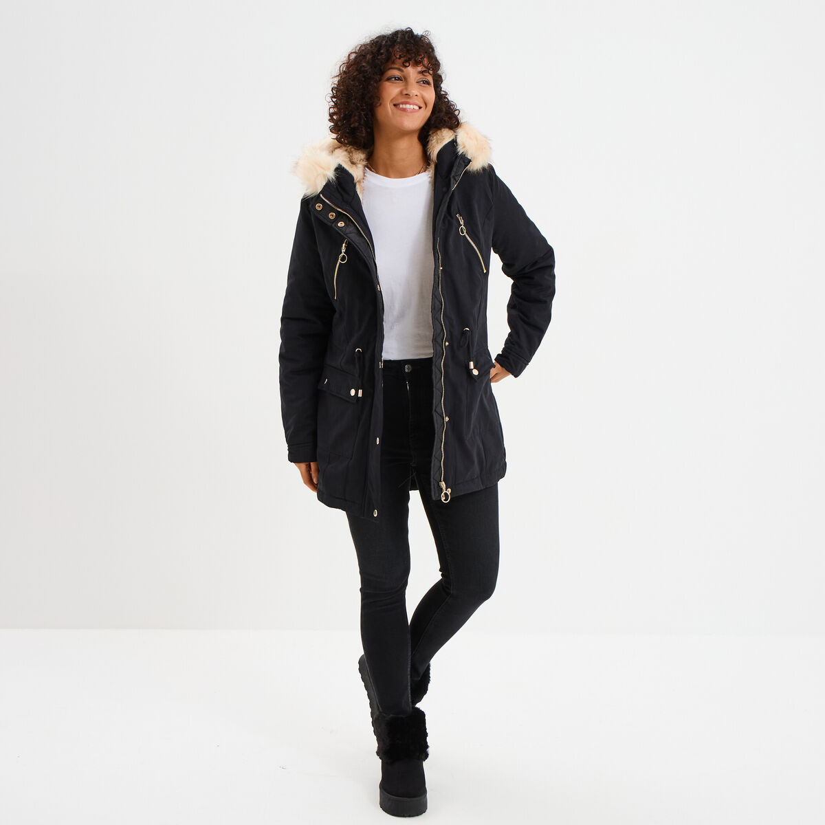 Parka cintr&eacute;e &agrave; capuche fourr&eacute;e amovible noir femme