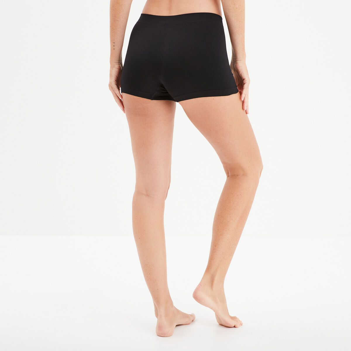 Shorty sans couture taille &eacute;lastiqu&eacute;e noir femme