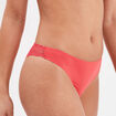 Tanga avec micro dentelle rose framboise femme