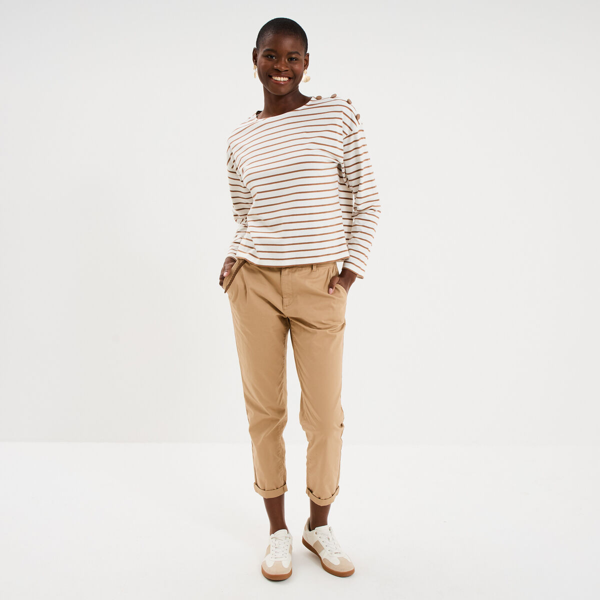 T-shirt marini&egrave;re col rond avec boutons ecru femme
