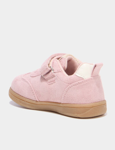 Tennis basses &agrave; scratchs semelle souple rose b&eacute;b&eacute; fille