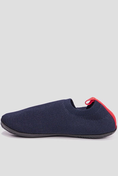 Chaussons avec perforations bleu marine garçon