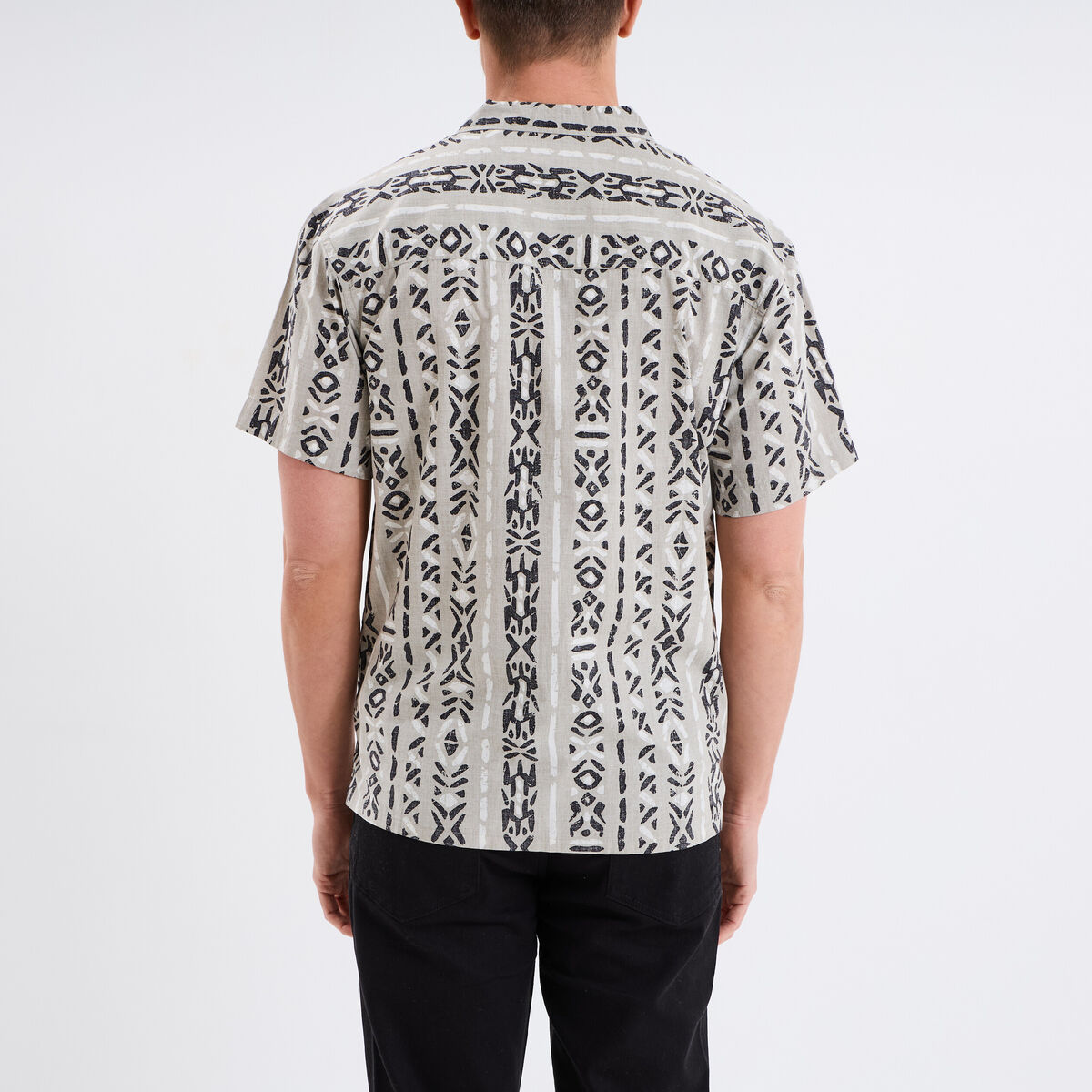 Chemise col cubain manches courtes coton taupe homme