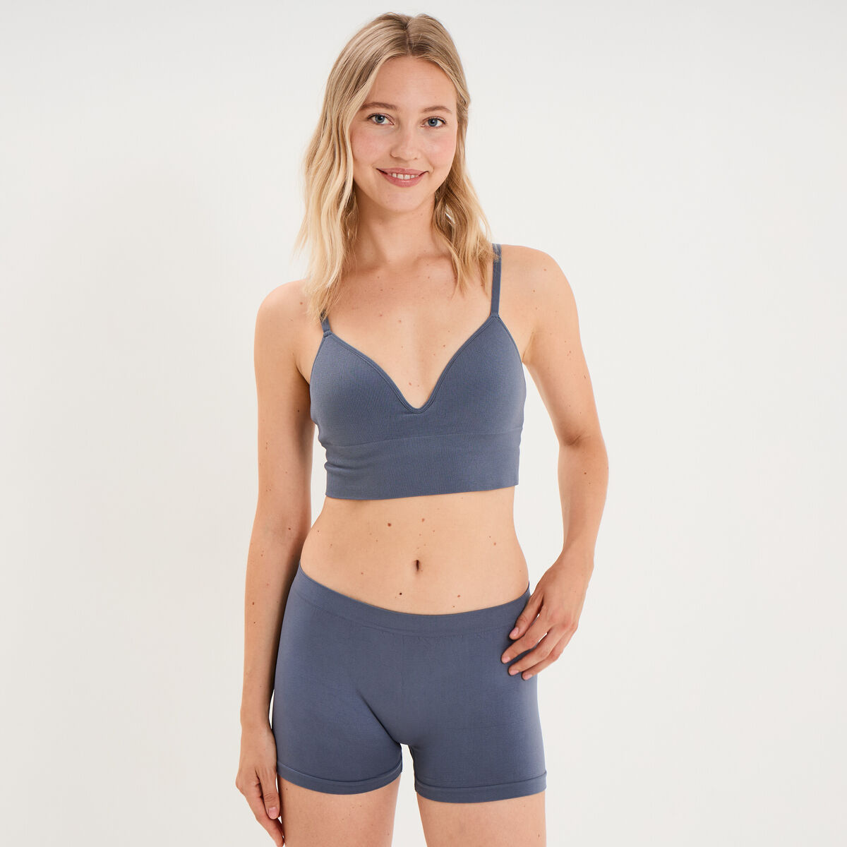 Brassi&egrave;re c&ocirc;tel&eacute;e padd&eacute;e sans armature bleu gris femme