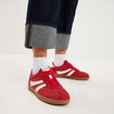Tennis basses &agrave; lacets rouge femme