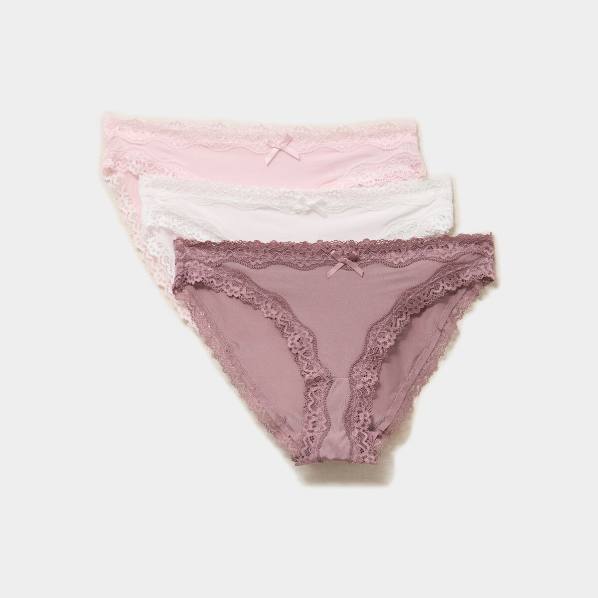 Lot 3 culottes &agrave; dentelle doubl&eacute;es coton mauve femme