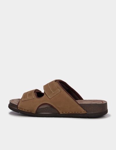 Mules &agrave; scratchs en cuir sable homme