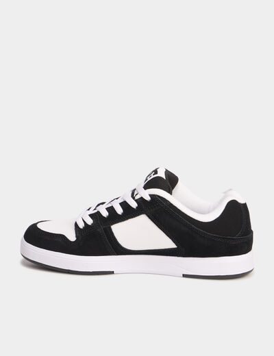 Tennis basses en cuir antid&eacute;rapantes noir gar&ccedil;on