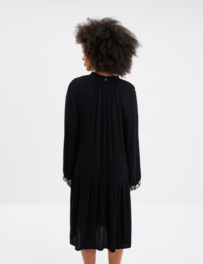 Robe brodée col tunisien manches longues noir femme