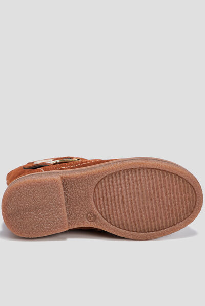 Bottes en cuir empiècement coeur camel fille