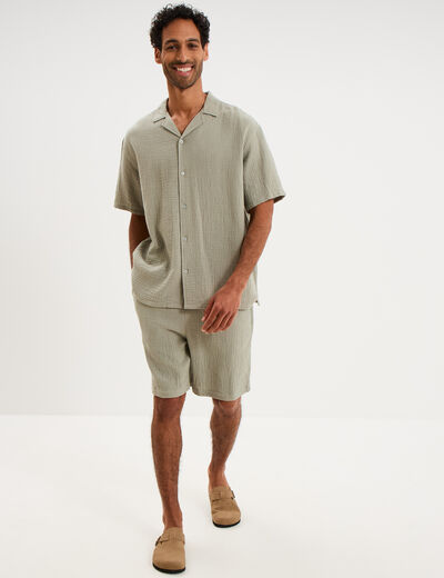 Short chino droit gaze de coton vert clair homme