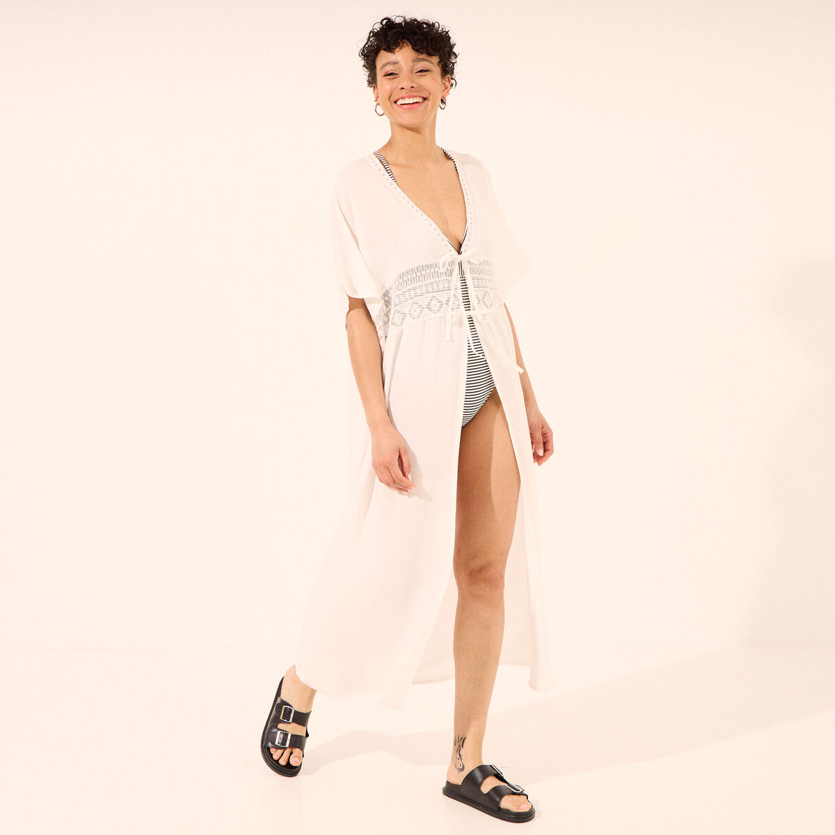 Robe de plage manches courtes blanc femme