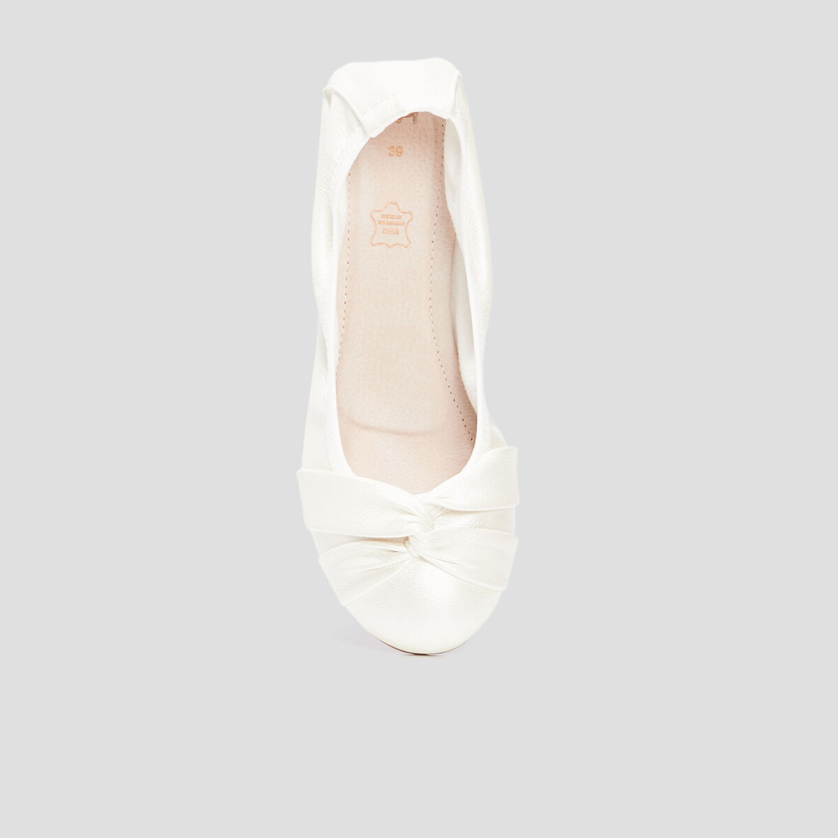 Ballerines effet nou&eacute; blanc femme