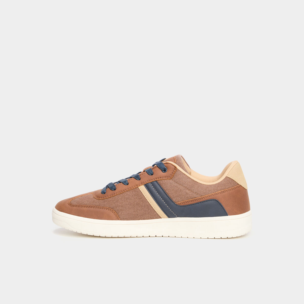 Tennis basses &agrave; lacets marron clair homme