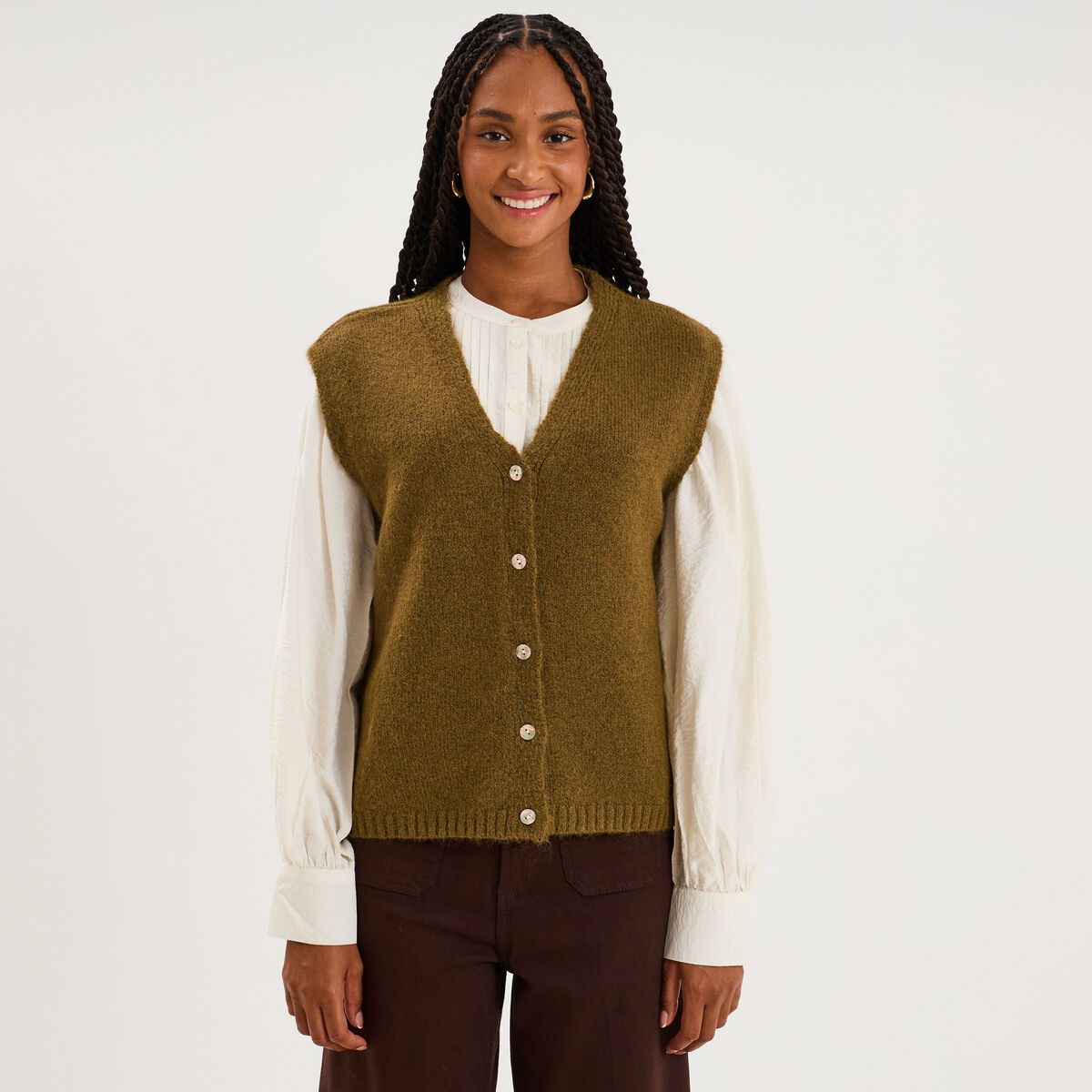 Gilet sans manches col V boutonn&eacute; vert olive femme