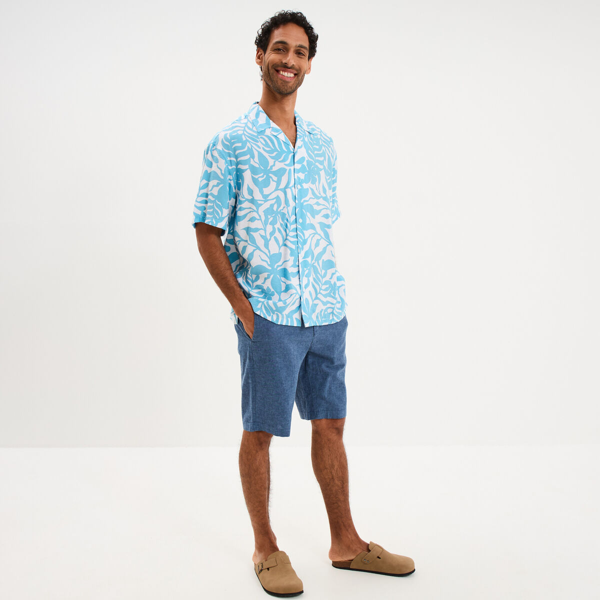 Chemise l&eacute;g&egrave;re textur&eacute;e manches courtes bleu turquoise homme