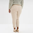 Pantalon chino cigarette ceinturé coton beige femme grande taille