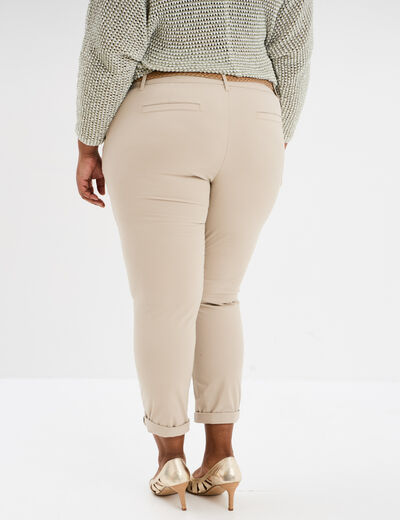 Pantalon chino cigarette ceinturé coton beige femme grande taille