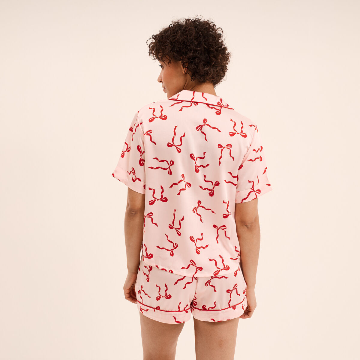 Ensemble pyjama short soyeux 2 pi&egrave;ces rose femme
