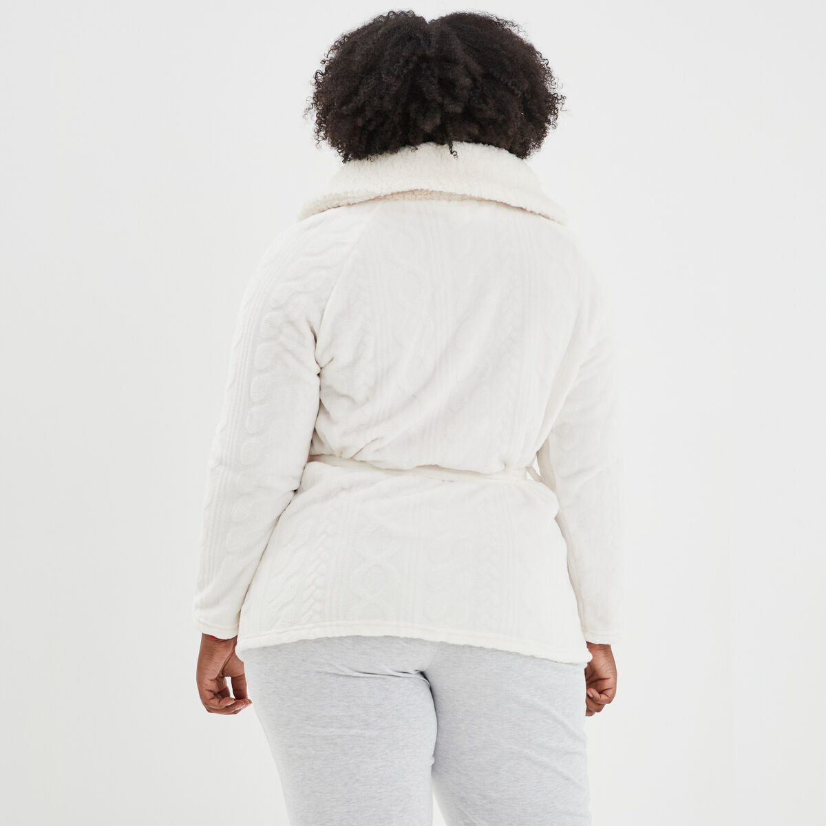 Peignoir court col châle laine mouton blanc femme grande taille
