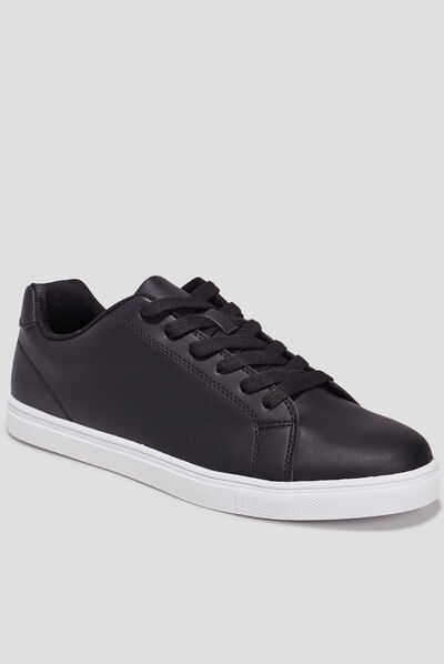 Baskets plates noir homme