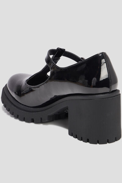 Loafers salomé vernies crantées Liberto noir femme