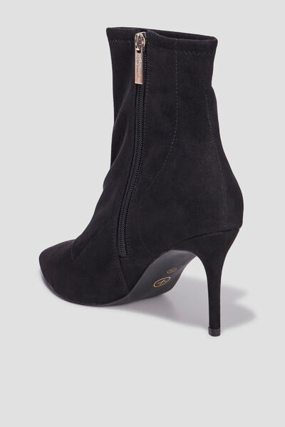 Bottines bouts pointus talons aiguilles noir femme