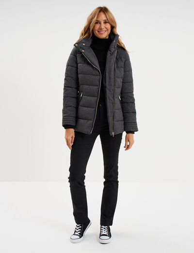 Pull col roul&eacute; avec boutons poignets noir femme