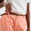 Pantalon chino 7/8&egrave;me ceinture tress&eacute;e orange corail femme