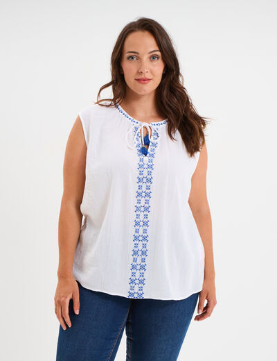 Blouse brod&eacute;e col tunisien coton blanc femme grande taille