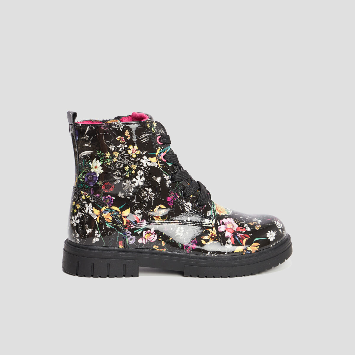 Bottines vernies crantées motif fleurs noir fille