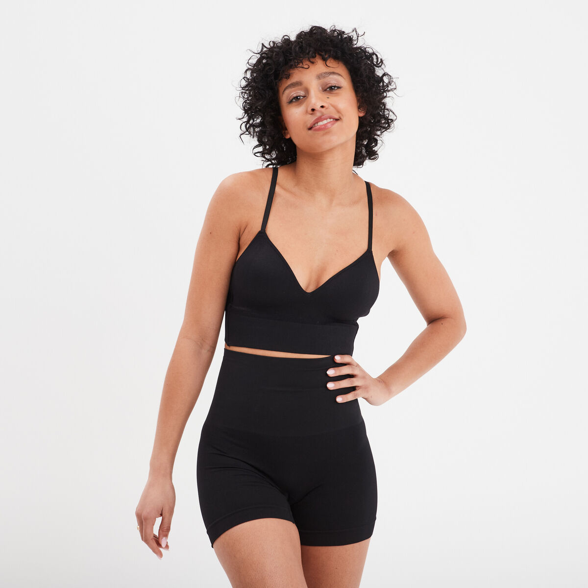 Brassi&egrave;re c&ocirc;tel&eacute;e padd&eacute;e sans armature noir femme