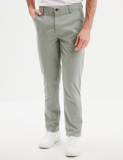 Pantalon chino droit stretch retroussé vert olive homme