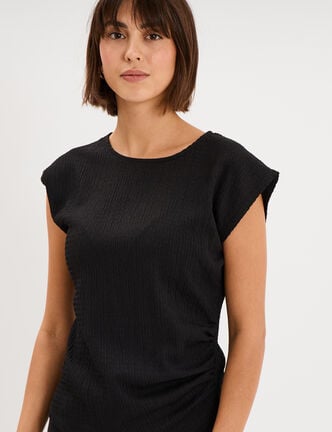T-shirt fronc&eacute; gaufr&eacute; manches courtes noir femme