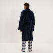 Peignoir long effet velours bleu fonc&eacute; homme