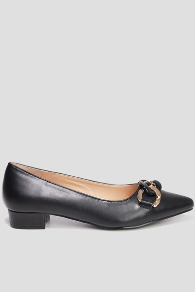 Ballerines détails chaînes bouts pointus noir femme