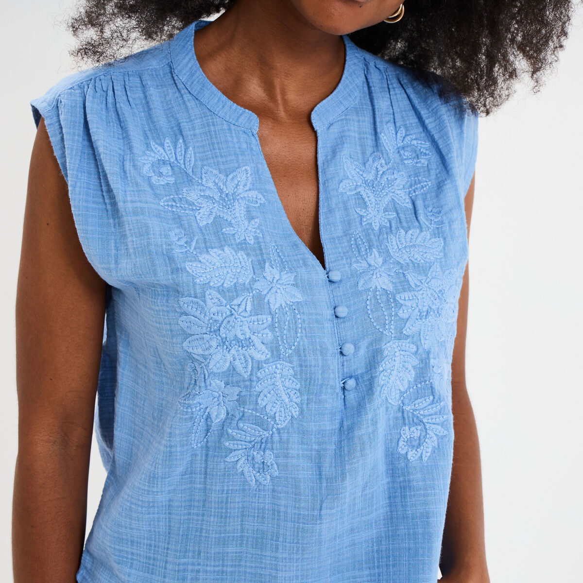 Blouse col tunisien sans manches coton bleu clair femme