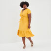 Robe cache-coeur évasée ceinturée jaune moutarde femme grande taille