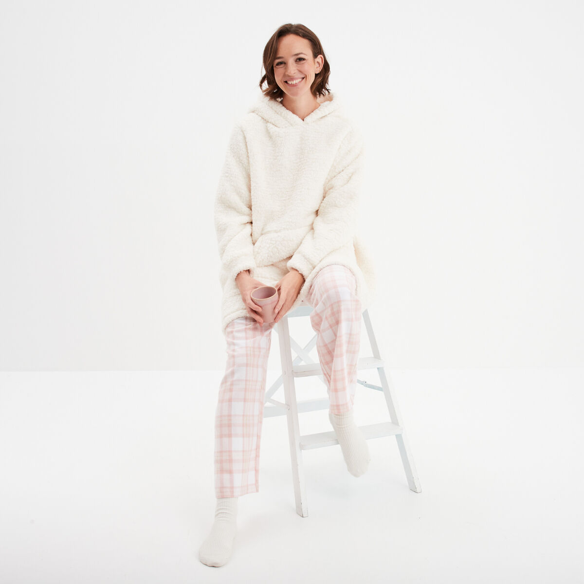 Poncho plaid &agrave; capuche effet polaire ivoire femme