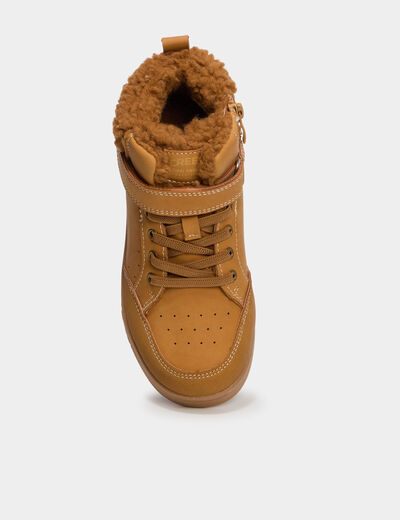 Baskets montantes fourr&eacute;es camel gar&ccedil;on