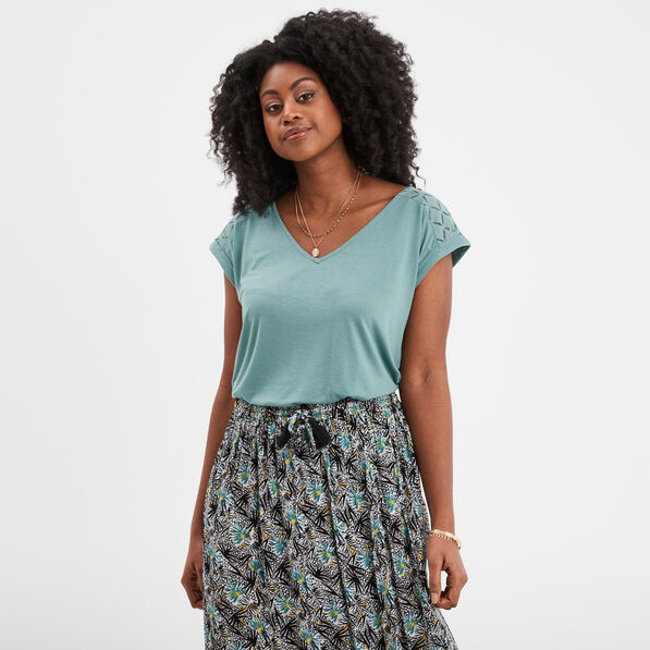 T-shirt col en V dentelle épaules et dos bleu gris femme