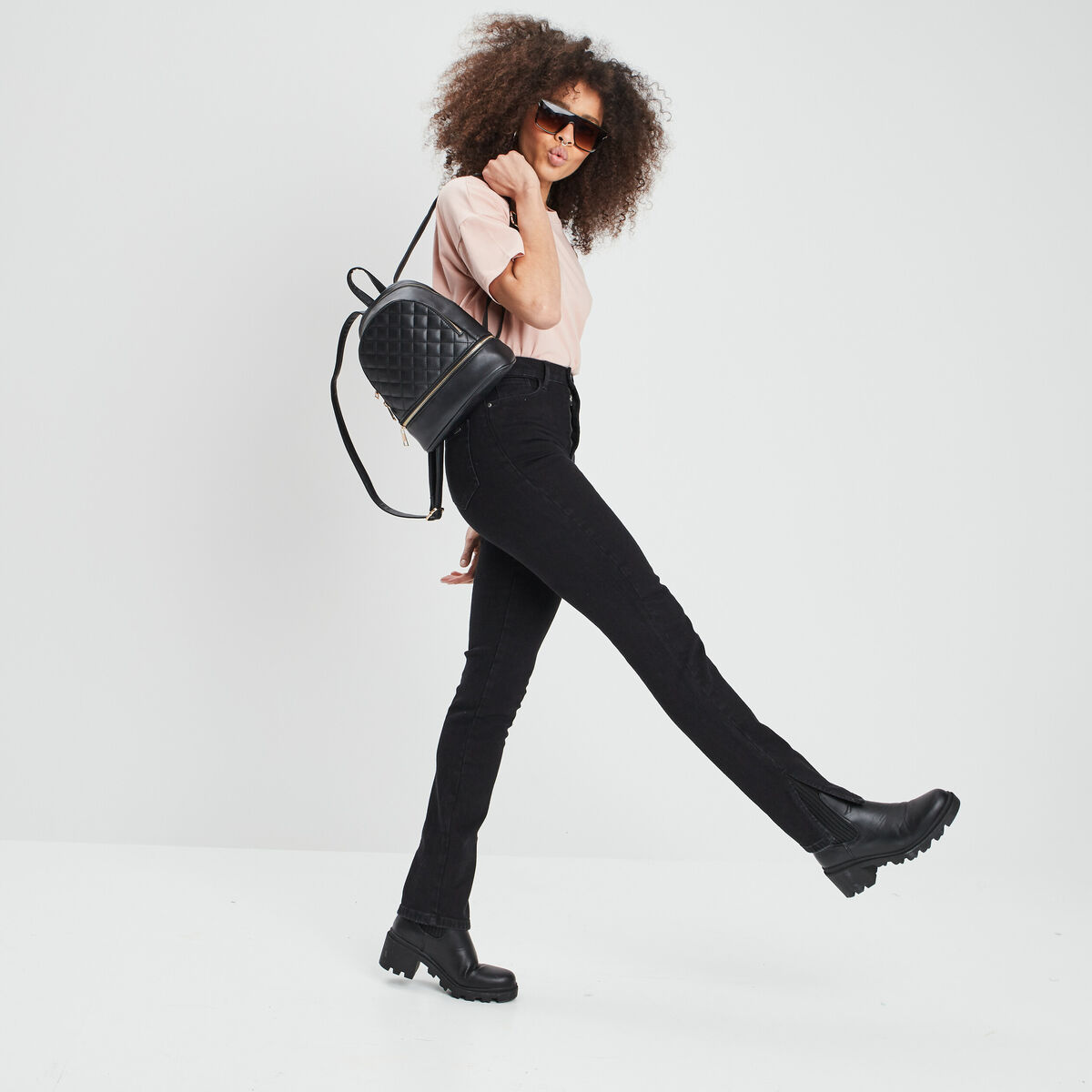 Jeans slim taille haute fendu denim noir femme
