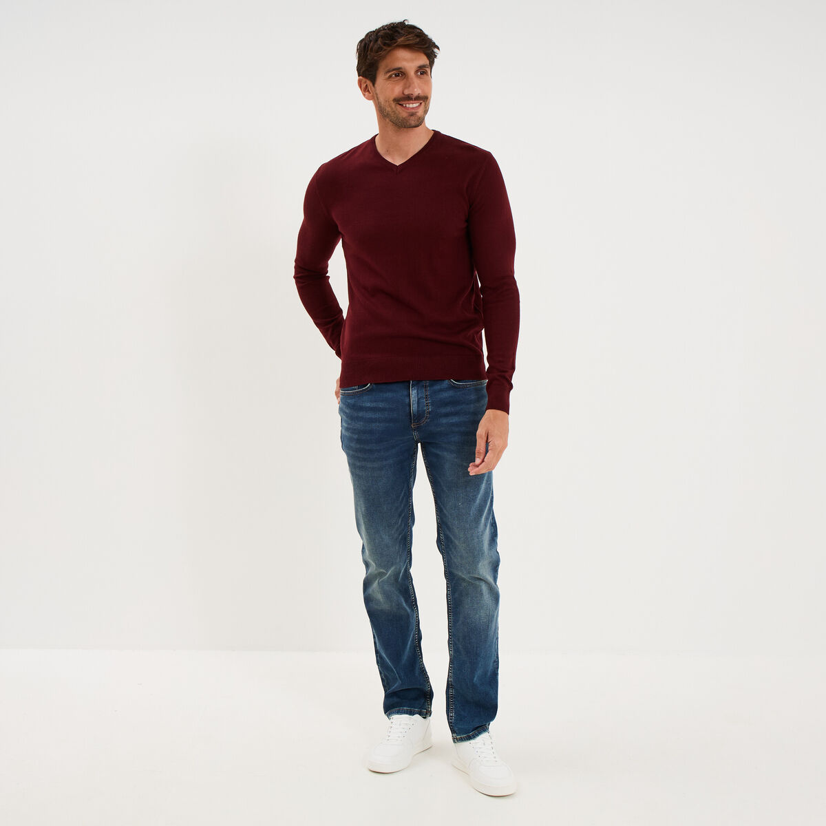 Pull jersey avec col en V violet fonc&eacute; homme