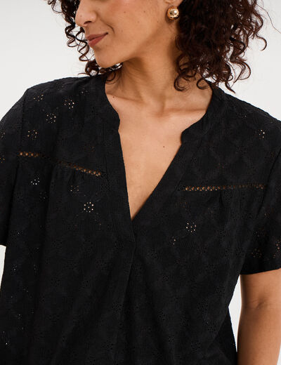 T-shirt broderie anglaise col tunisien noir femme