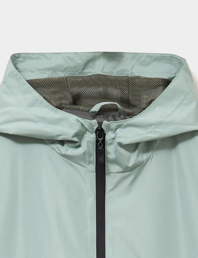 Coupe-vent d&eacute;perlant &agrave; capuche vert pastel gar&ccedil;on