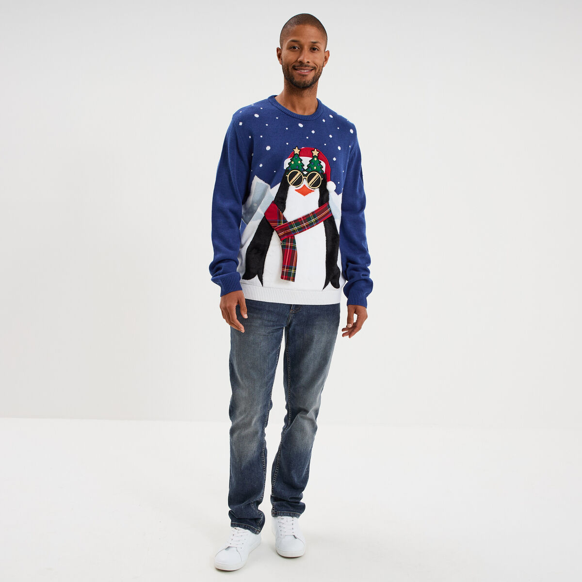 Pull de No&euml;l col rond bleu homme